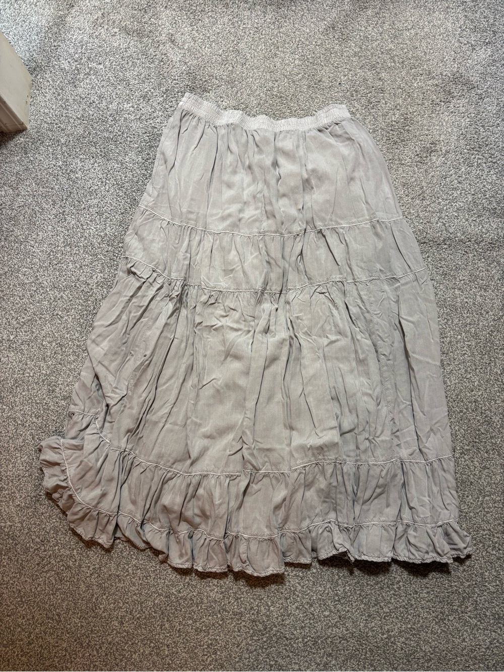 American Eagle Outfitters Light Gray Tiered Ruffle Maxi Skirt